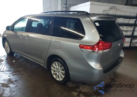 2012 Toyota Sienna Le from USA, damaged, VIN 5TDJK3DC8CS044947